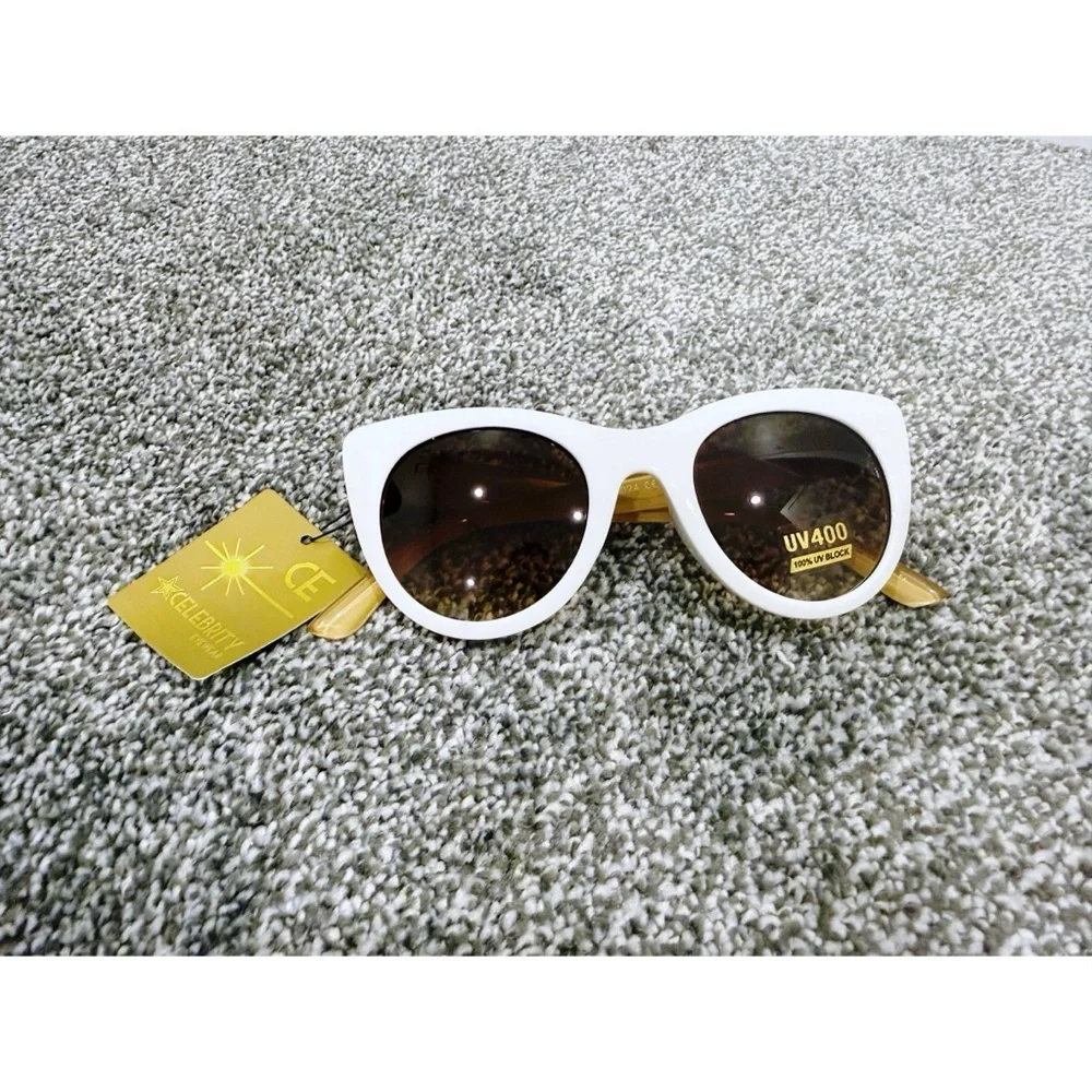 Celebrity Eyewear Cat Eye Sunglasses in White/Leopard